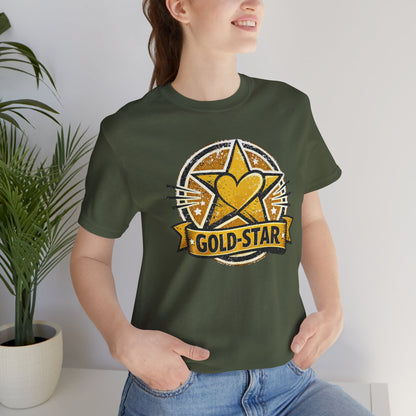 Gold-Star Graphic Tee – Bold Athletic Statement Shirt